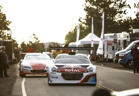 &bdquo;Peugeot 208 T16 Pikes Peak&ldquo;