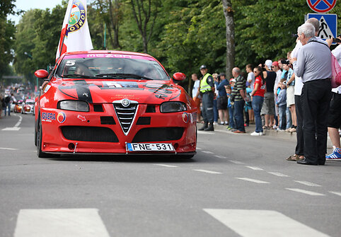 „Alfa Romeo GT“