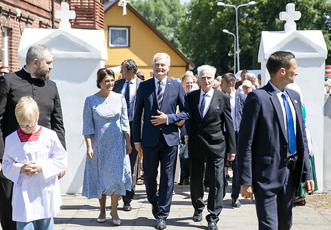 Gitanas Nausėda, Diana Nausėdienė, Antanas Nausėda