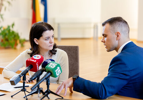 Monika Navickienė, Andrius Šatevičius