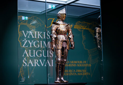 Pristatyti unikalūs Lenkijos ir Lietuvos kronprinco Žygimanto Augusto (1520&ndash;1572) vaiki&scaron;ki &scaron;arvai
