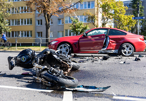 Motociklo ir BMW avarija Žirmūnų gatvėje