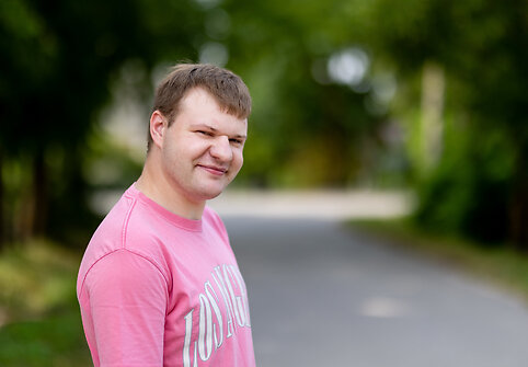 Projekto &bdquo;Žingsniai&ldquo; dalyvis Rokas