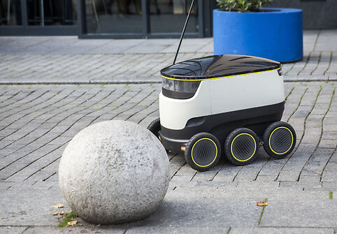 Estijos startuolio &bdquo;Starship Technologies&ldquo; gatvės robotai
