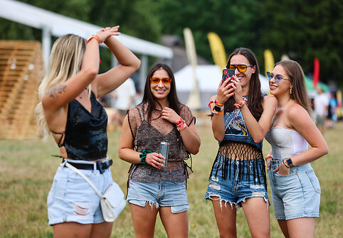 Muzikos festivalio &bdquo;Granatos Live 2023&ldquo; lankytojų stilius