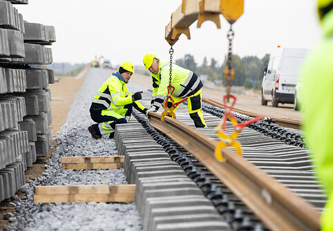 „Rail Baltica“ europinės vėžės bėgių tiesimas