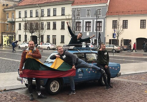Kelionė per Balkanus su &bdquo;Lada&ldquo;