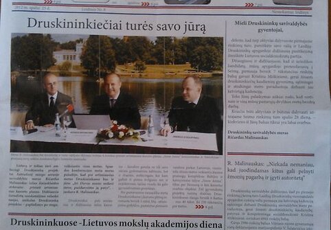 Leidinyje &bdquo;Mano Druskininkai&ldquo; &ndash; gausu atviros ir užslėptos politinės reklamos, agitacijos ir liaupsių vienai i&scaron; kandidačių K.Mi&scaron;kinienei
