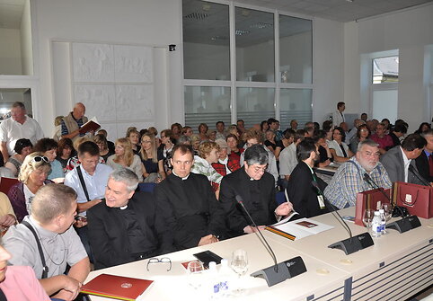 Akimirkos iš mokslinės istorinės konferencijos „Evangelijos šviesa žemaičiuose: šeši krikšto istorijos amžiai“