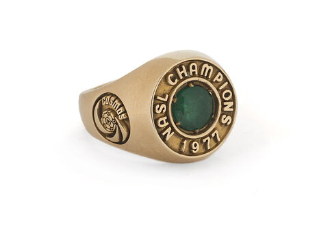 1977 m. Šiaurės Amerikos futbolo lygos (NASL) čempiono žiedas