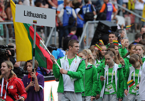 Sekmadienį Lietuvos delegaciją dalyvavo XII Europos jaunimo vasaros olimpinio festivalio Utrechte atidarymo ceremonijoje
