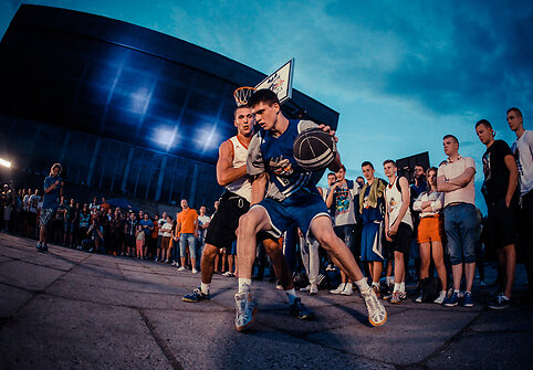 &bdquo;Red Bull King of the Rock&ldquo; gatvės krep&scaron;inio finalinis turnyras
