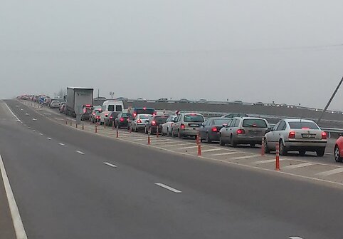 Automobilių spūstys prie Palangos