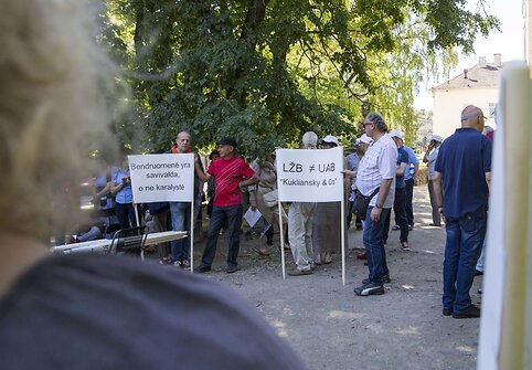 Protesto akcija prie Lietuvos žydų bendruomenės būstinės Vilniuje
