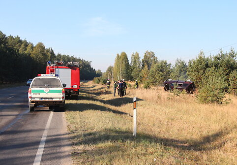 Trečiadienį, apie 11.40 val., kelyje Jurbarkas-Smalininkai nuo kelio nuvažiavo girto vairuotojo automobilis.