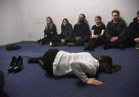 „Young and Poor Artists Show“ atidarymas
