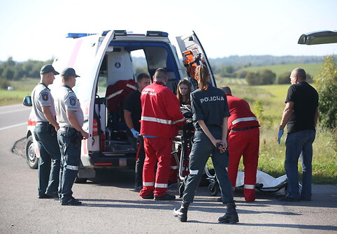 Minsko pl. avarijos metu žuvo motociklininkas