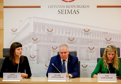 TSLKD frakcijos spaudos konferencija, kurioje aptarti pirminių rinkimų rezultatai