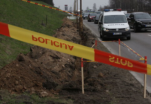Geležinio vilko gatvėje aptiktas į sprogmenį panašus daiktas