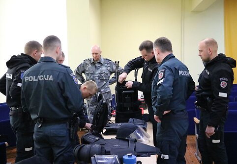 Moksleiviai dalyvavo atvirų durų dienos renginyje