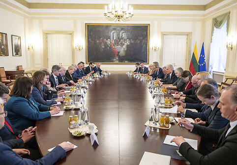 Prezidentas dalyvavo susitikime užsienio politikos ir saugumo klausimams aptarti