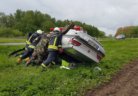 &bdquo;Peugeot&ldquo; avarija Lumpėnuose
