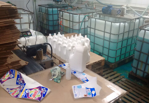 Nelegalus buitinės chemijos gamybos fabrikas