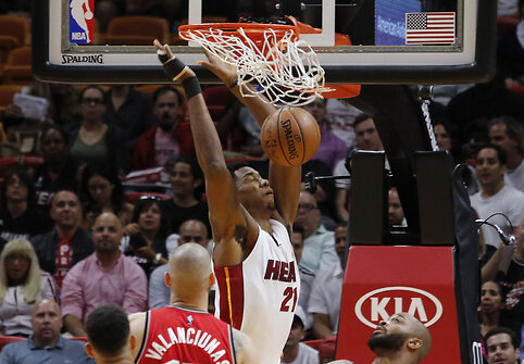 Hassanas Whiteside'as ir Jonas Valančiūnas