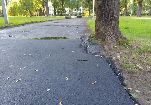 Rekonstrukcijos darbų Ramybės parke ir Kauko alėjoje brokas