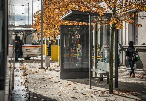 Kaune &ndash; naujos vie&scaron;ojo transporto stotelių stoginės