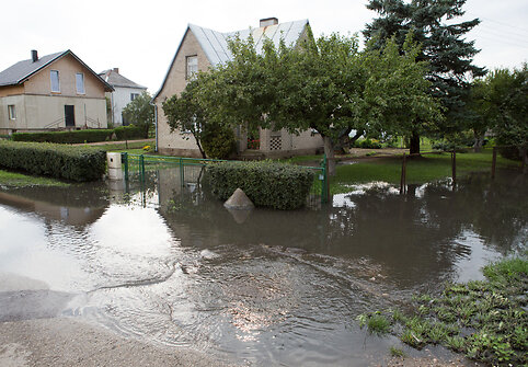 Garliavos gyventojai skęsta fekalijose
