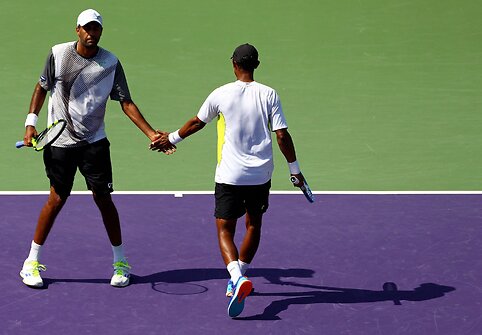 &bdquo;Miami Open&ldquo; dvejetų finalas: Nicolasas Mahut ir Pierre'as-Huguesas Herbertas &ndash; Rajeevas Ramas ir Ravenas Klaasenas