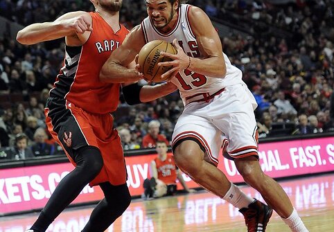 Joakimas Noah ir  Jonas Valančiūnas