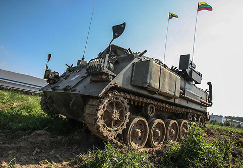 FV432