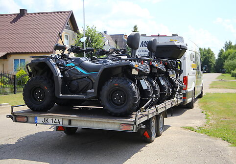 &bdquo;CFMOTO&ldquo; keturračiai