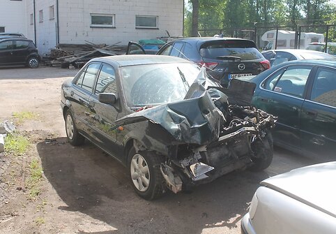Automobilis po avarijos