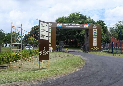 Dakaro bivakai