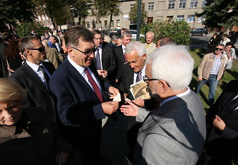 Paminklo Chaimui Frenkeliui atidengimas