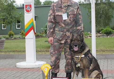 Pasieniečių tarnybinių &scaron;unų čempionato akimirkos