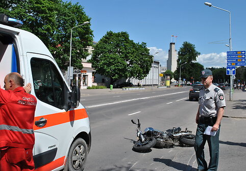 Alytuje avariją patyrė motociklo vairuotojas