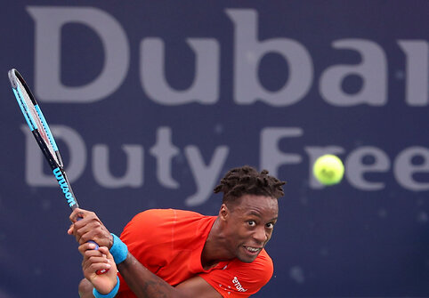 Gaelis Monfilsas mače prieš Ričardą Berankį turnyre Dubajuje.