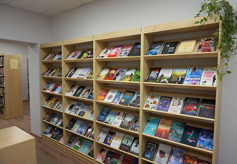 Sostinės Dzūkų biblioteka po renovacijos