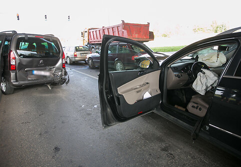 Trijų automobilių avarija Pavilnionių gatvėje