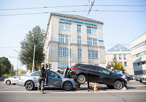 Autoįvykis &Scaron;vitrigailos ir Naugarduko gatvių sankryžoje