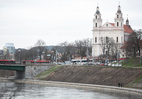 Neries krante išnyko meilės prisipažinimai