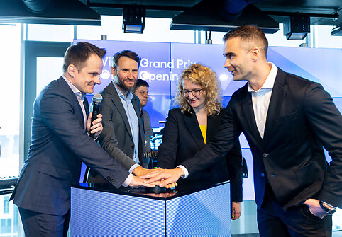 Jaroslav Sadovski, Elijus Čivilis, Au&scaron;rinė Armoniatė, Viktoras Gurgždys