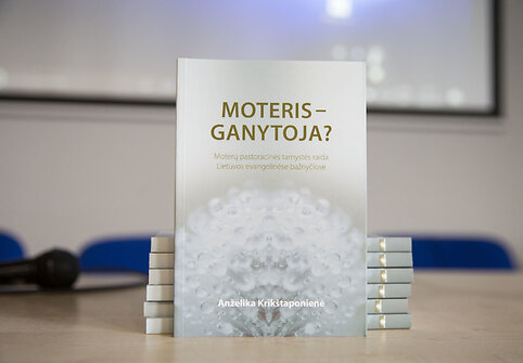 Knygos pristatymo akimirka
