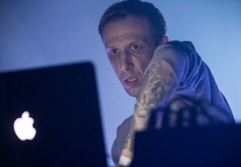&bdquo;Ten Walls&ldquo; debiutinio albumo pristatymo akimirka