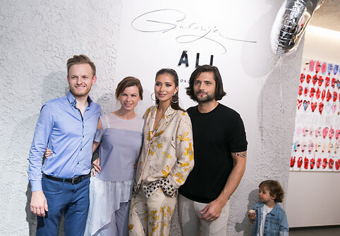 &Scaron;arūnas Mazalas, Laura Mazalienė, Patricija Gadžijeva, Ali Gadžijevas