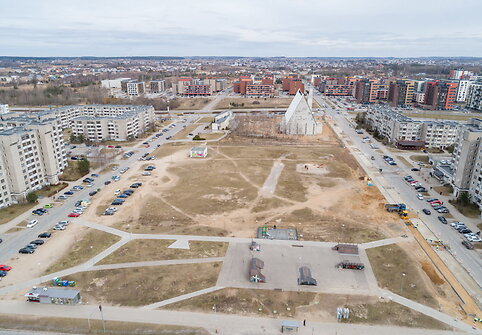 Sklypas, kuriame planuojama statyti gimnaziją Pilaitėje